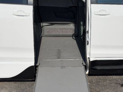 Used 2016 Toyota Sienna LE FWD image 20
