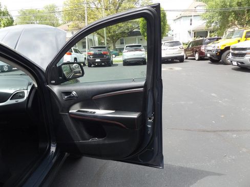 Used 2018 Dodge Journey GT AWD/4WD image 28