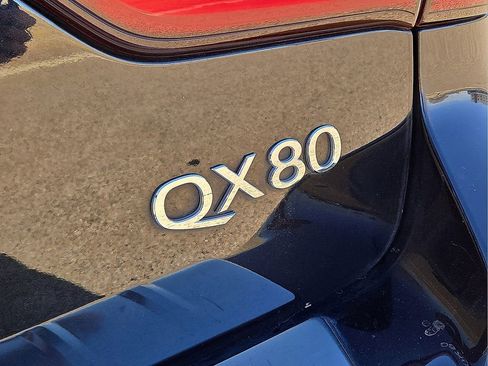 Used 2023 INFINITI QX80 Luxe w/ Cargo Package image 13