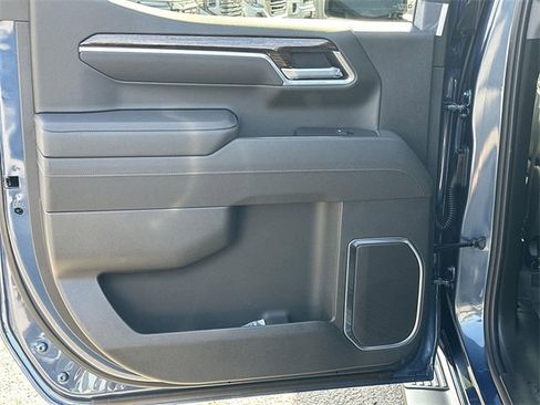 New 2026 GMC Sierra 1500 Elevation w/ LPO, Elevation Black Package image 24