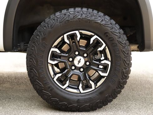 Used 2024 Chevrolet Silverado 1500 ZR2 w/ LPO, Dark Essentials Package AWD/4WD image 42