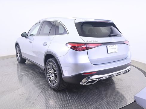 Used 2026 Mercedes-Benz GLC 300 4MATIC image 3