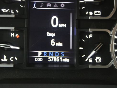 Used 2018 Toyota Tundra SR5 w/ TRD Off Road Package AWD/4WD image 44