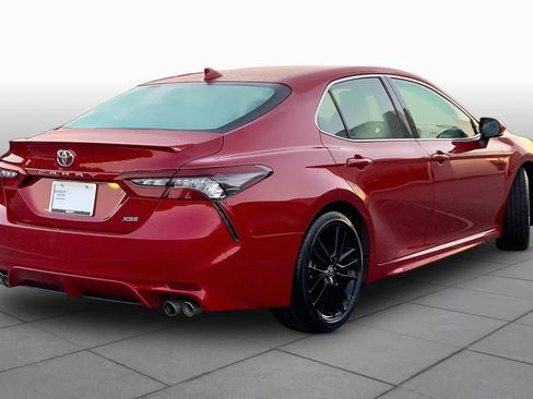 Used 2023 Toyota Camry XSE FWD image 13