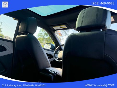 Used 2020 Land Rover Range Rover Evoque R-Dynamic S image 25