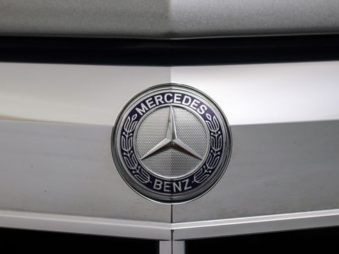 Used 2013 Mercedes-Benz E 350 Sedan image 36