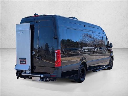 Used 2021 Mercedes-Benz Sprinter 3500 image 5