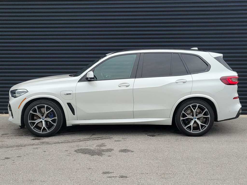 Used 2022 BMW X5 xDrive45e w/ M Sport Package AWD/4WD image 2