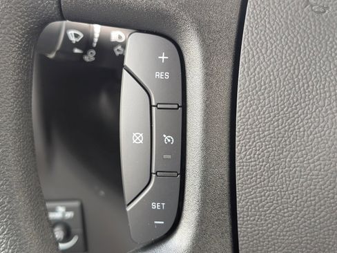 New 2025 Chevrolet Express 2500 w/ Driver Convenience Package image 11