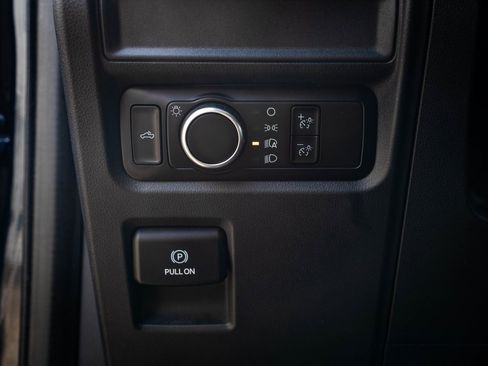 Used 2023 Ford F150 XL image 38