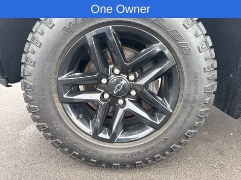 Used 2022 Chevrolet Silverado 1500 LT Trail Boss w/ Protection Package image 4