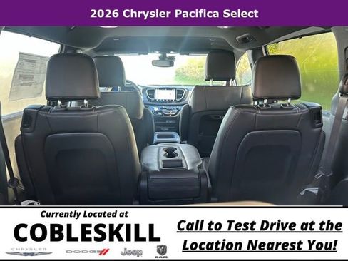 New 2026 Chrysler Pacifica Select image 13
