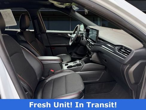 Certified 2025 Ford Escape ST-Line w/ Tech Pack #1 AWD/4WD image 15