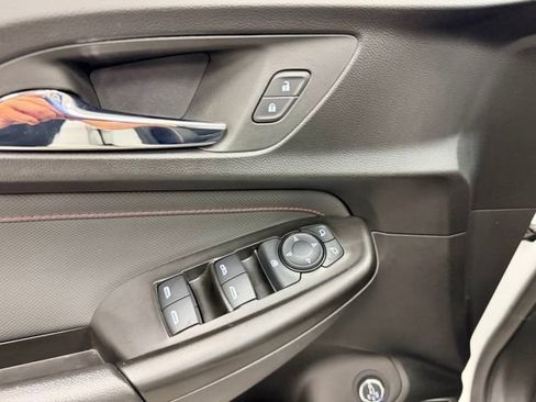 Certified 2023 Chevrolet TrailBlazer RS w/ Sun and Liftgate Package FWD image 19
