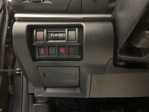 Used 2019 Subaru Crosstrek 2.0i Limited w/ Moonroof Package image 13