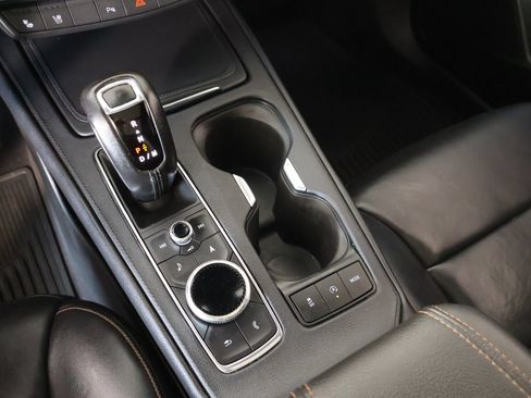Used 2019 Cadillac XT4 Sport FWD image 8