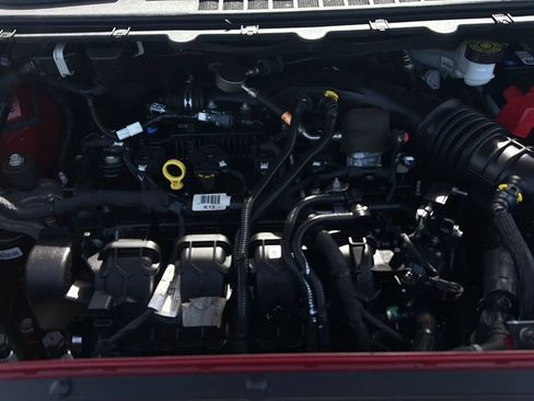 Used 2019 Ford Edge SEL w/ Equipment Group 201A AWD/4WD image 18