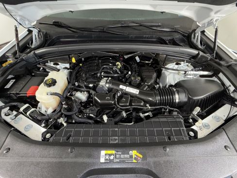 Used 2023 Jeep Grand Cherokee Limited AWD/4WD image 28