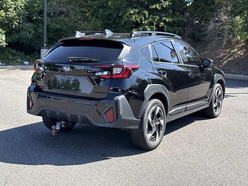 Used 2024 Subaru Crosstrek 2.5i Limited AWD/4WD image 2