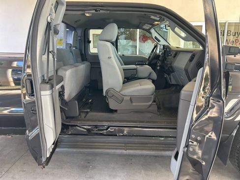 Used 2015 Ford F350 XL image 25