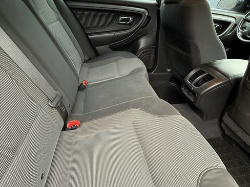 Used 2011 Ford Taurus SEL image 10