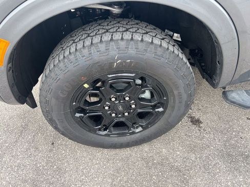 New 2026 Ford Ranger Lariat w/ Black Appearance Package image 34