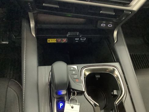 Used 2025 Lexus RX 350 Premium image 22