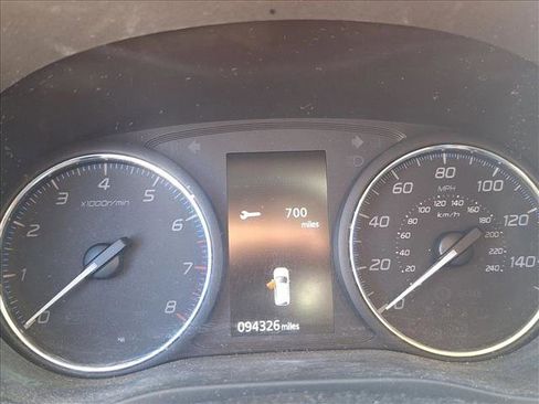 Used 2017 Mitsubishi Outlander ES image 10