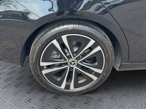 Used 2025 Mercedes-Benz CLA 250 4MATIC image 32