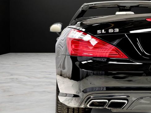 Used 2013 Mercedes-Benz SL 63 AMG image 23