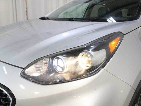 Used 2022 Kia Sportage EX w/ EX Technology Package AWD/4WD image 36