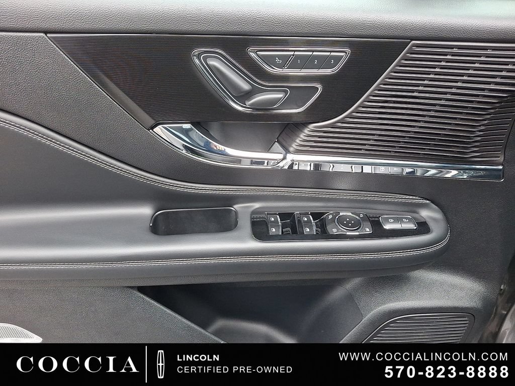 Certified 2022 Lincoln Corsair Reserve w/ Equipment Group 201A AWD/4WD image 12