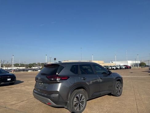Certified 2023 Nissan Rogue SV w/ SV Premium B Package image 20