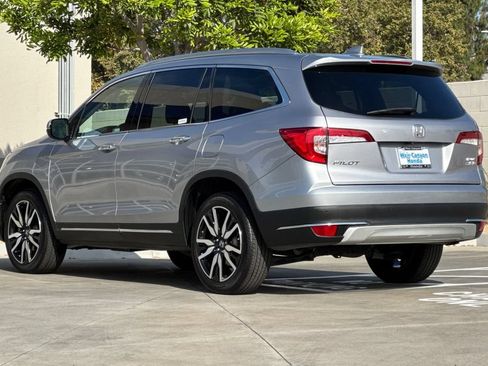 Certified 2021 Honda Pilot Elite image 3