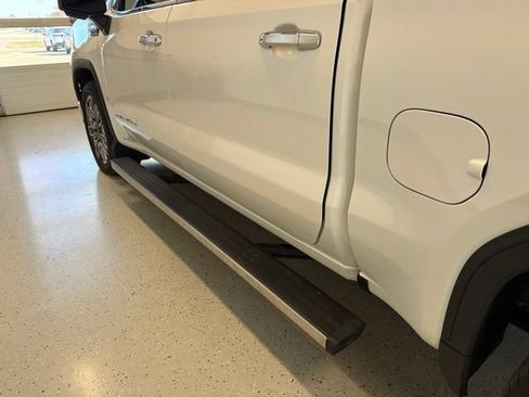 Used 2024 GMC Sierra 1500 Denali Ultimate AWD/4WD image 8