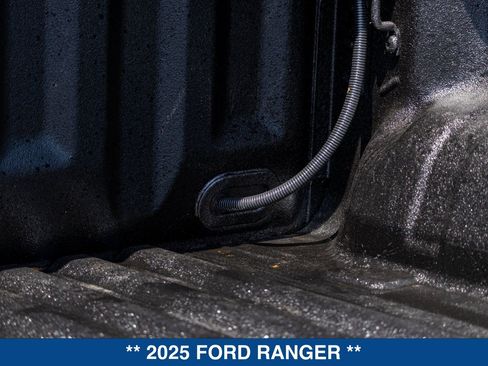 New 2025 Ford Ranger XLT w/ FX4 Off-Road Package AWD/4WD image 32