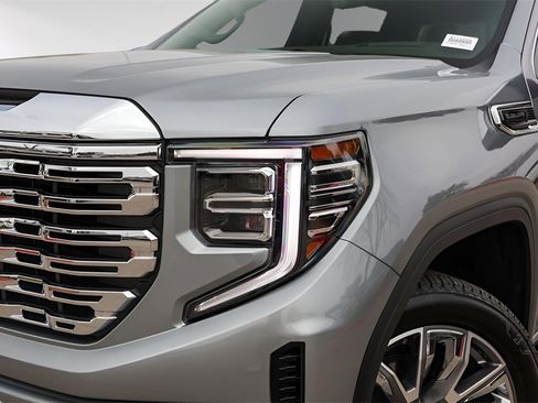 Used 2025 GMC Sierra 1500 Denali w/ Denali Reserve Package image 3