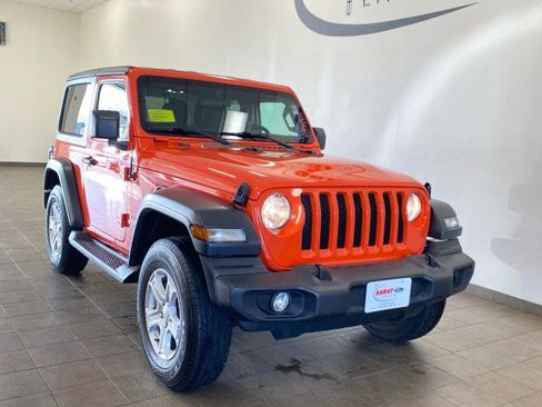 Used 2020 Jeep Wrangler Sport image 2