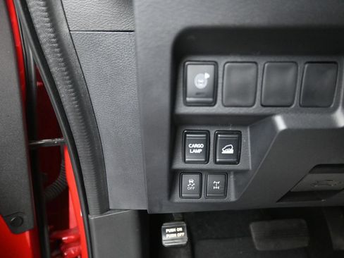 Used 2023 Nissan Frontier PRO-4X w/ Technology Package image 22