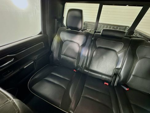 Used 2021 RAM 1500 Laramie AWD/4WD image 12