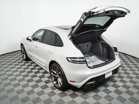 New 2026 Porsche Macan GTS AWD/4WD image 34