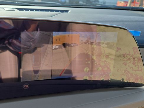 Used 2025 Cadillac XT4 Premium Luxury w/ Technology Package image 18