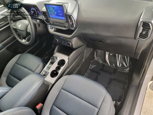 Used 2023 Ford Bronco Sport Outer Banks w/ Tech Package AWD/4WD image 19