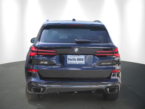 Used 2026 BMW X5 sDrive40i w/ M Sport Package image 5