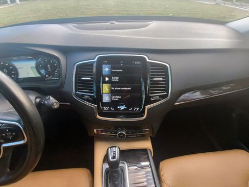 Used 2016 Volvo XC90 T6 Momentum image 19