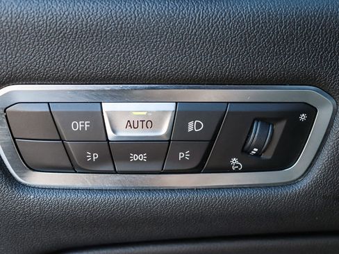 Used 2023 BMW X5 xDrive40i w/ M Sport Package image 30