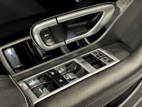 Used 2012 Bentley Continental GT w/ Convenience Specification Pkg AWD/4WD image 39