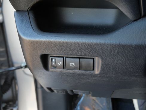 Certified 2023 Toyota RAV4 LE AWD/4WD image 27
