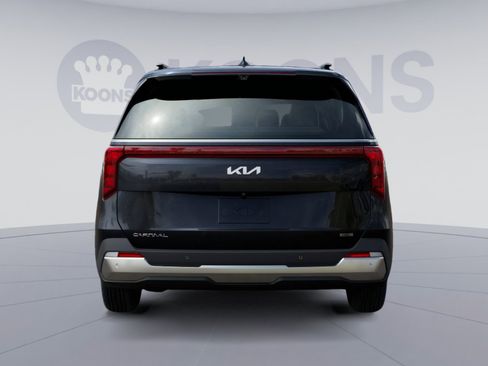 New 2026 Kia Carnival SX image 16