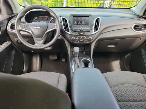 Used 2023 Chevrolet Equinox LT w/ LPO, Floor Liner Package AWD/4WD image 15